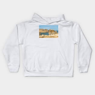 Limestone rocky outcrops at Loch Ard Gorge, Australia. Kids Hoodie